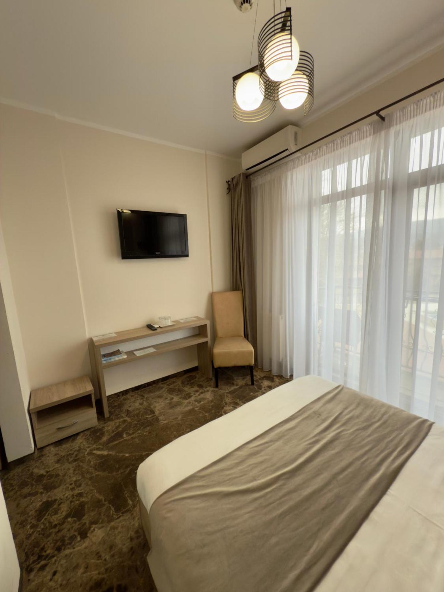 Green Garden Resort Odobesti ภายนอก รูปภาพ