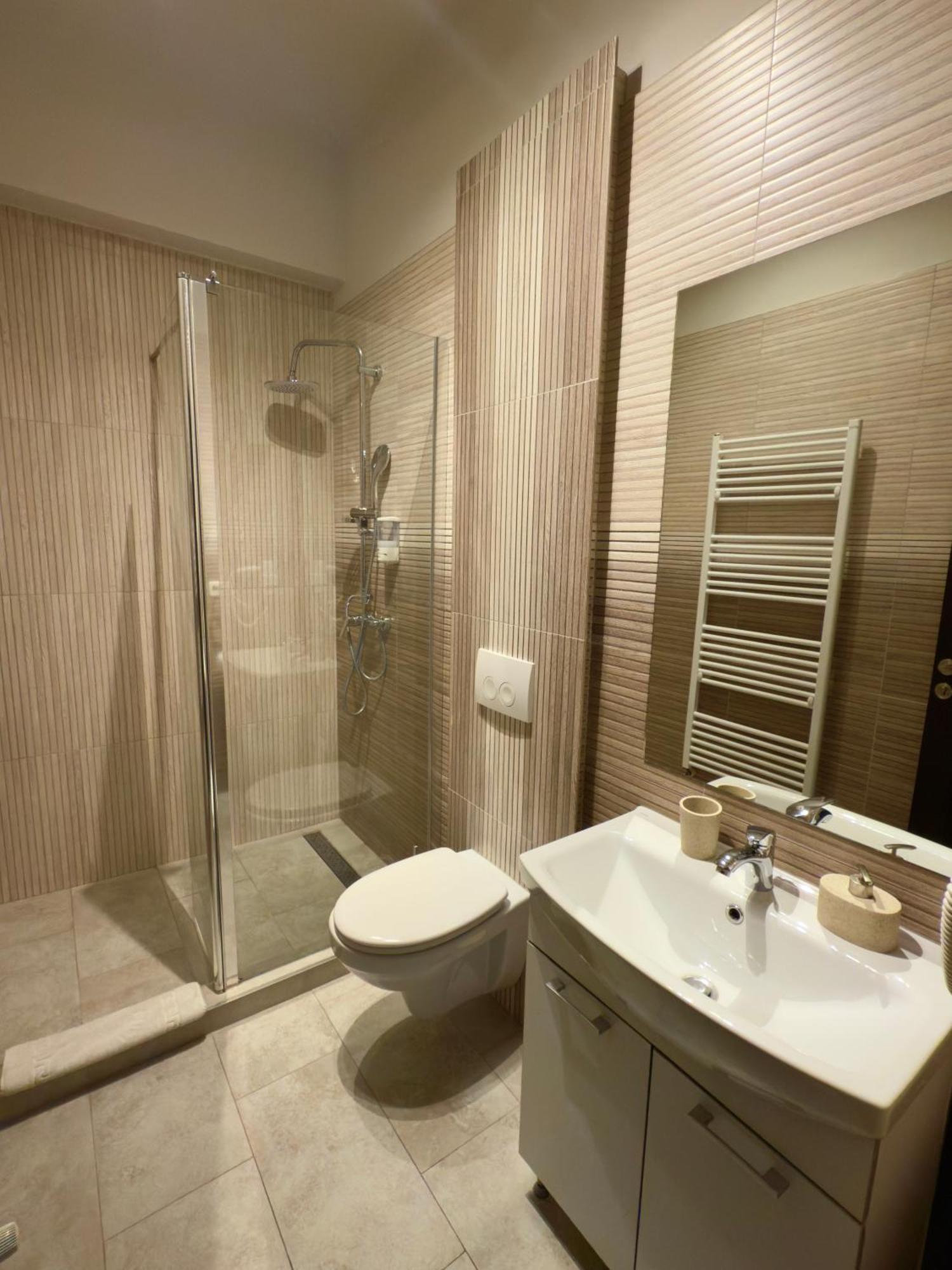 Green Garden Resort Odobesti ภายนอก รูปภาพ