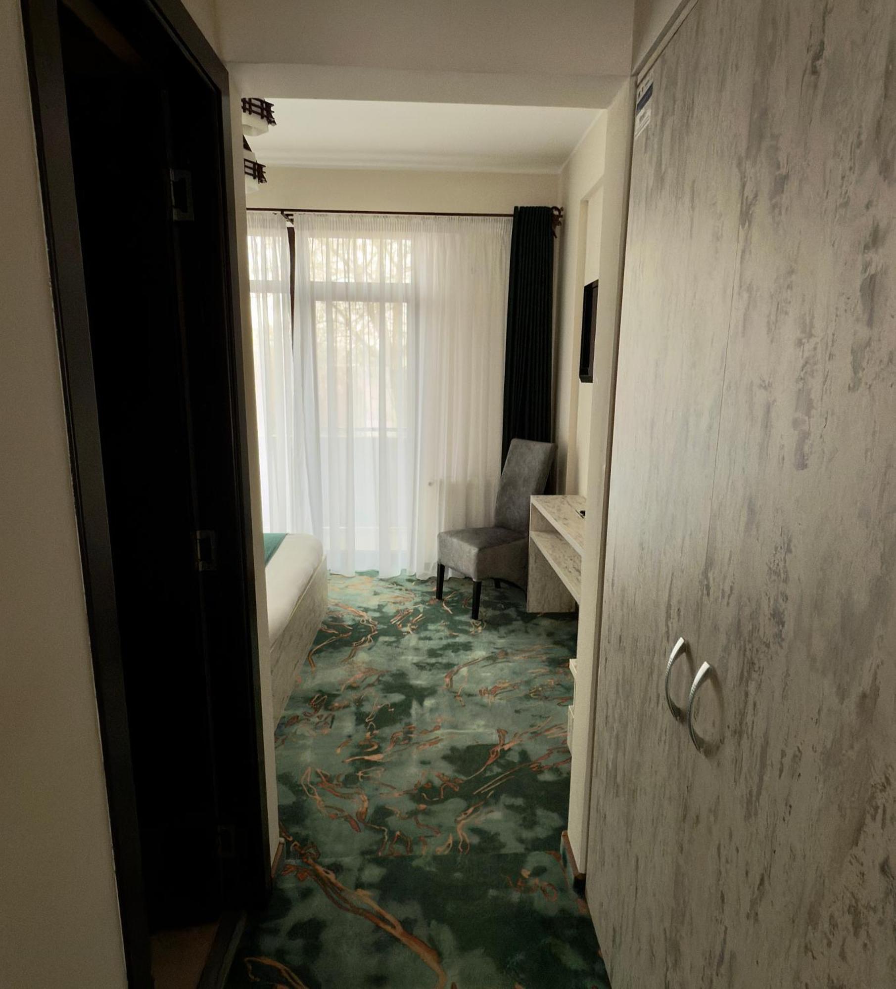 Green Garden Resort Odobesti ภายนอก รูปภาพ