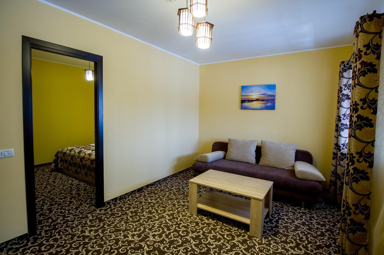 Green Garden Resort Odobesti ภายนอก รูปภาพ